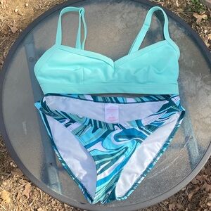 Xhilaration Mint and Teal Bikini Set Size Small